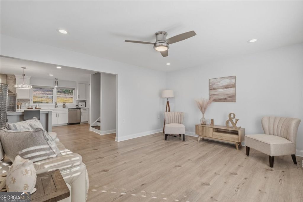 Photo of 145 Mountain View Road SE, Rome, GA 30161 (MLS # 10696580)