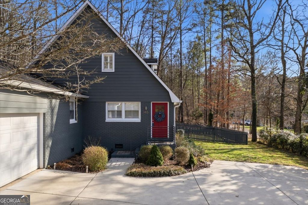 Photo of 145 Mountain View Road SE, Rome, GA 30161 (MLS # 10696580)