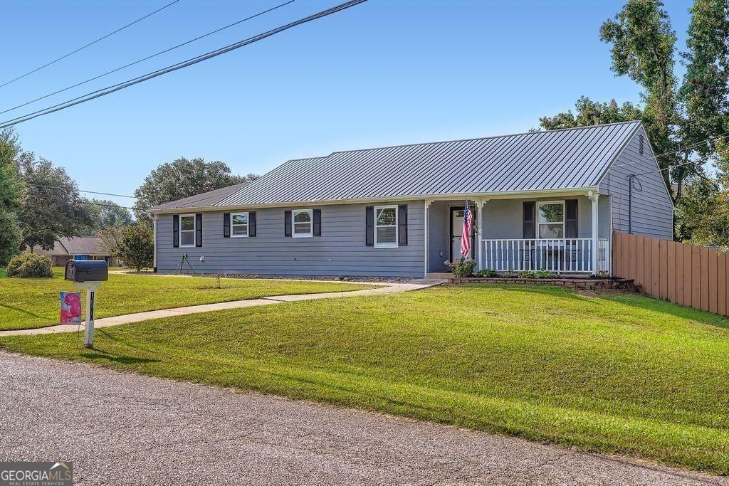 Photo of 1600 Steeple Chase Road, Auburn, GA 30011 (MLS # 10624722)