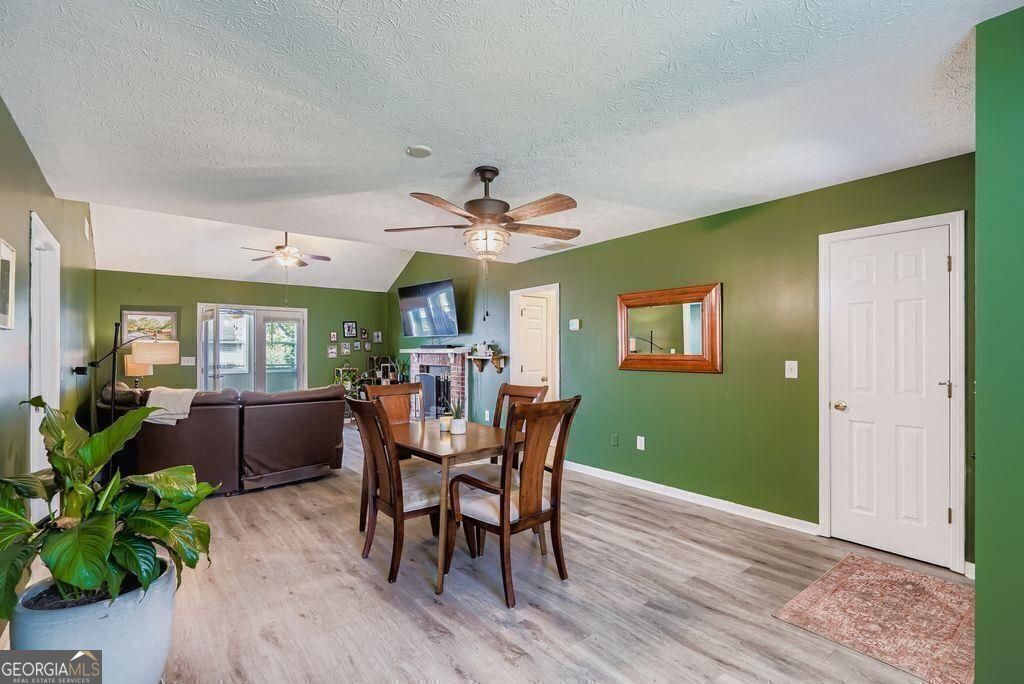 STEEPLE CHASE - Residential