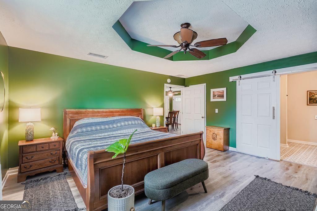 STEEPLE CHASE - Residential