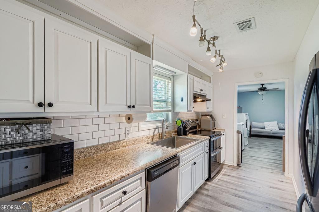 STEEPLE CHASE - Residential