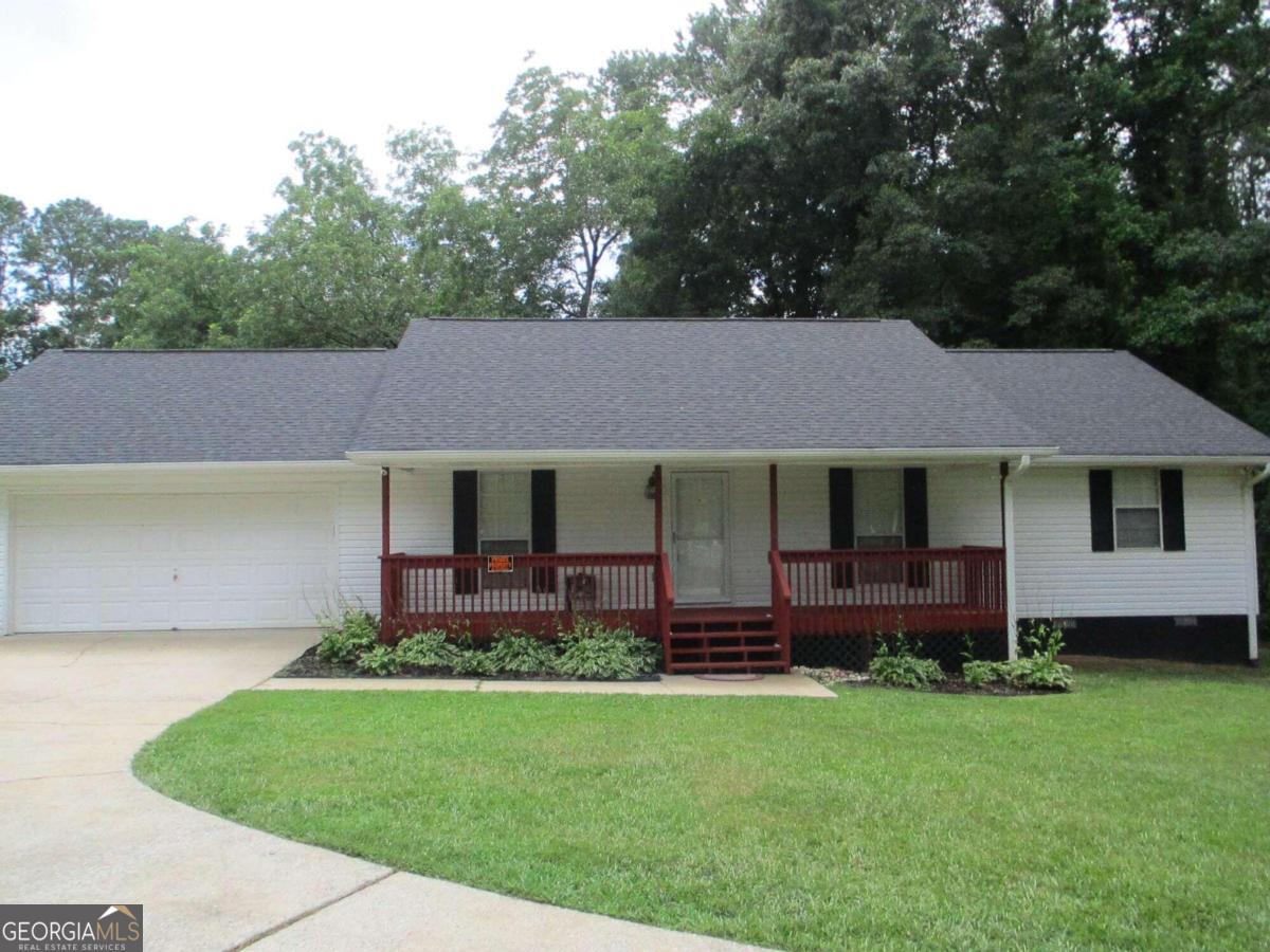Photo 2 of 27 of 4652 Mount Zion RD house