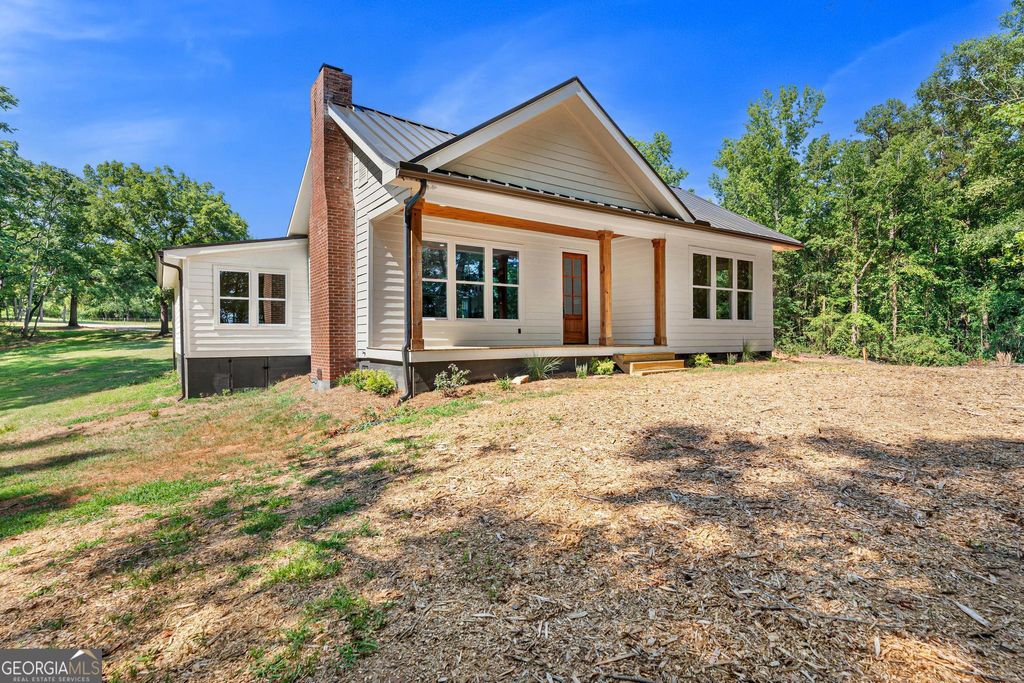 Photo of 182 Cherry Rose Lane, Hartwell, GA 30643 (MLS # 10718004)