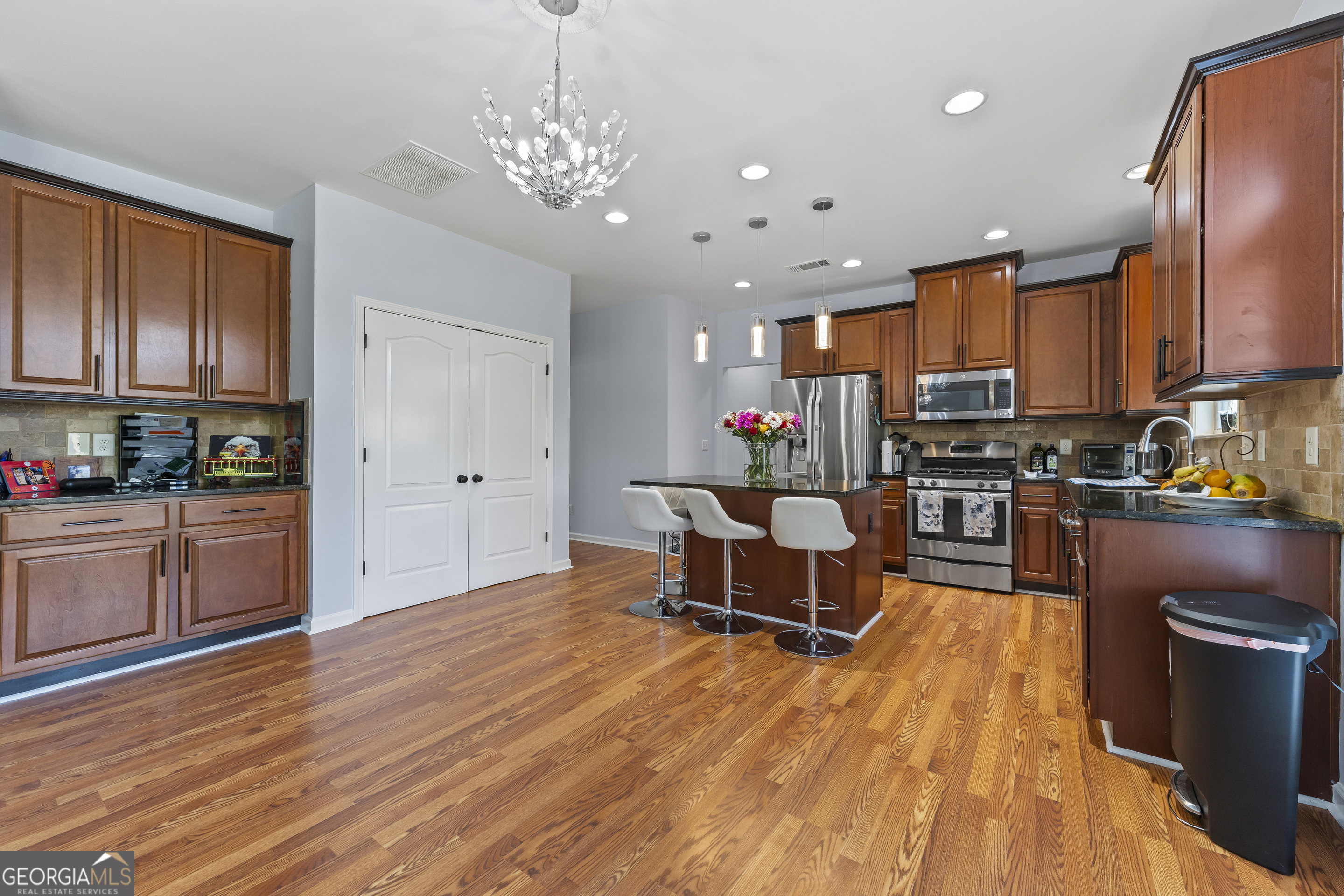 2534 Olney Falls DR