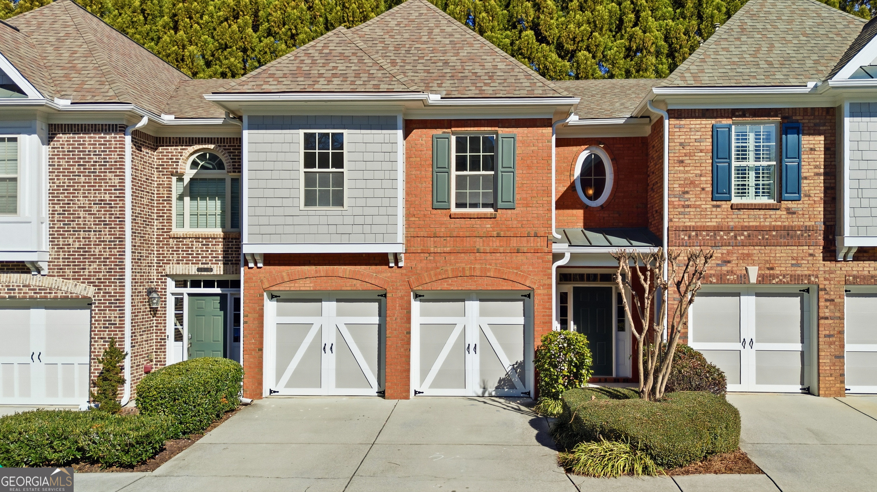 5140 Meridian LN