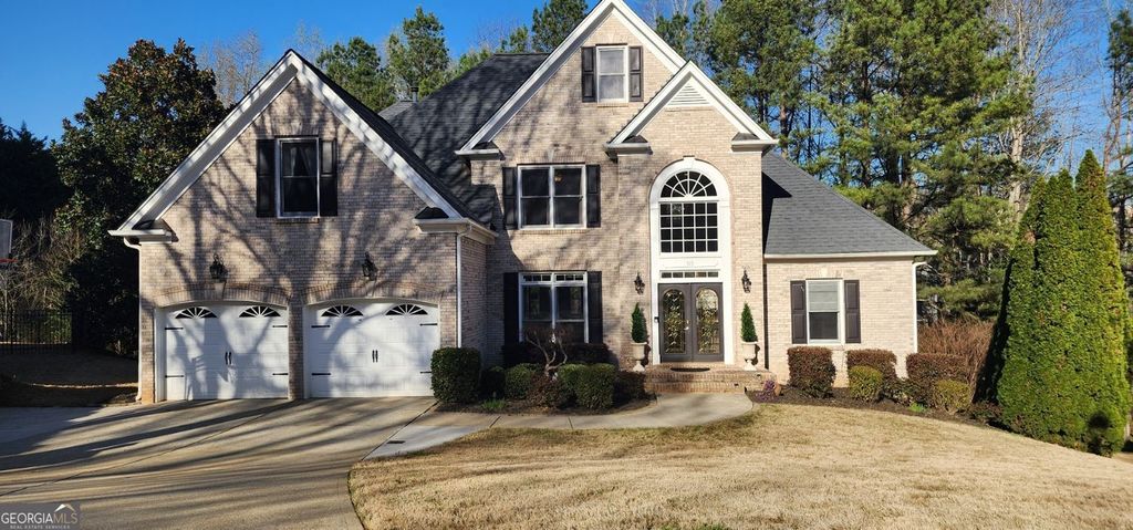 Photo of 515 Hillcrest View Drive NE, Suwanee, GA 30024 (MLS # 10711745)