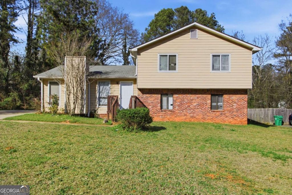Photo of 4436 Cypress Ridge Lane, Stone Mountain, GA 30083 (MLS # 10710269)