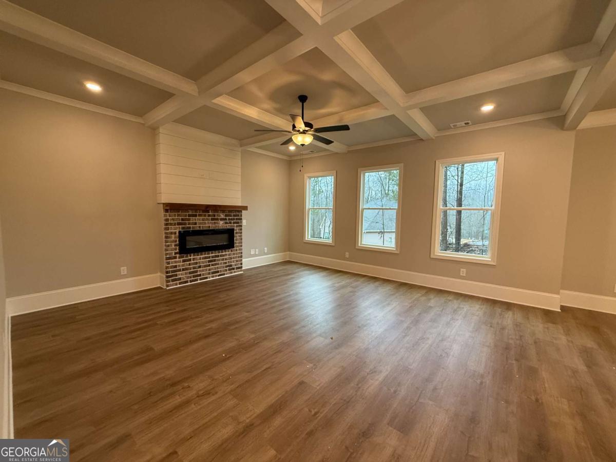3838 CHEYENNE LN
