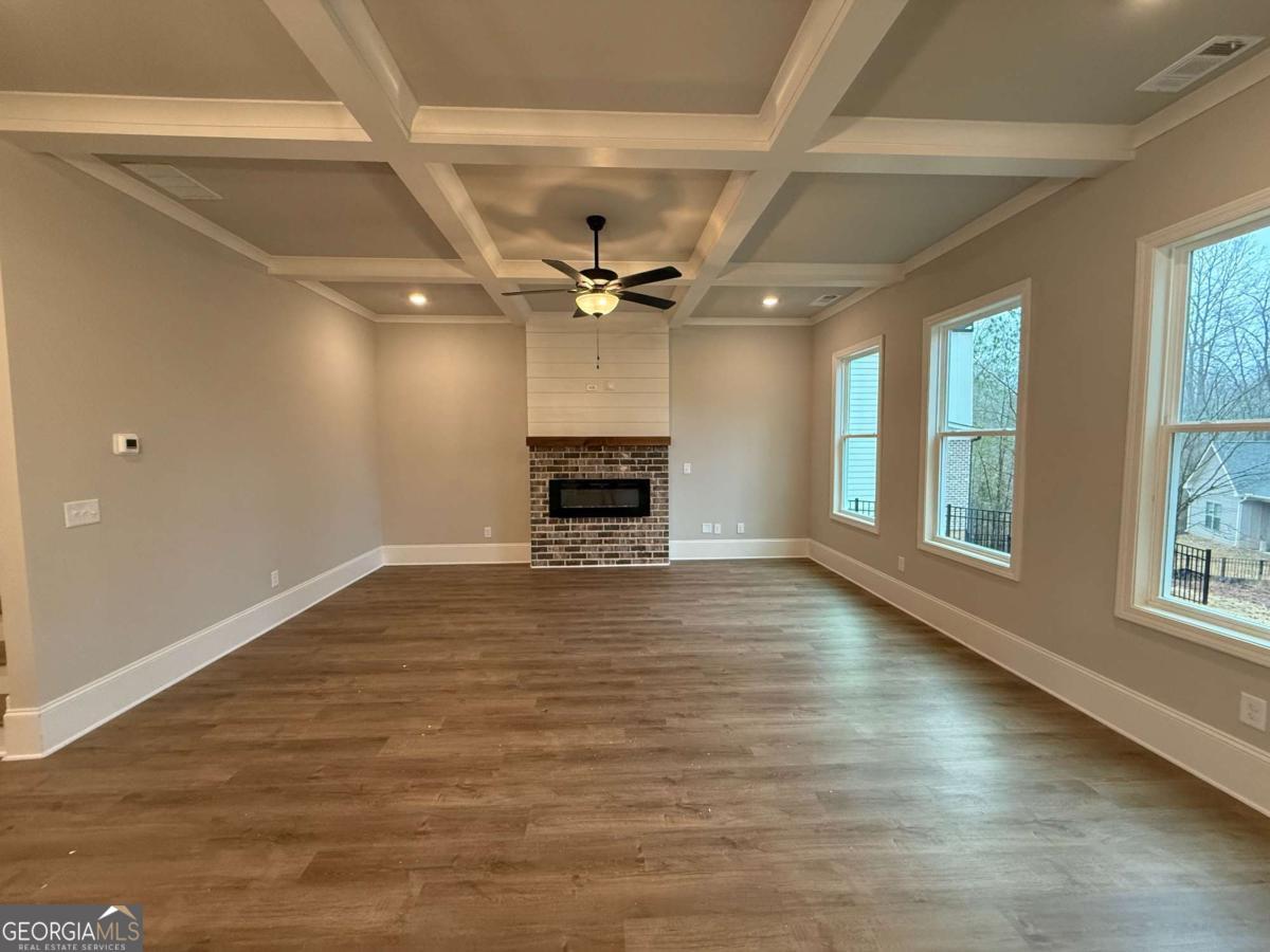 3838 CHEYENNE LN
