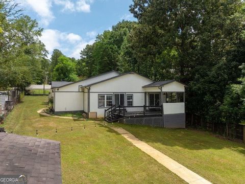 Photo of 120 W Daylight Drive, Eatonton, GA 31024 (MLS # 10599948)