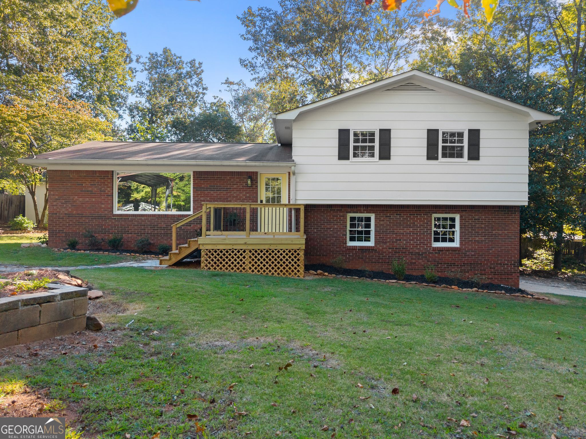 388 Sanders ST