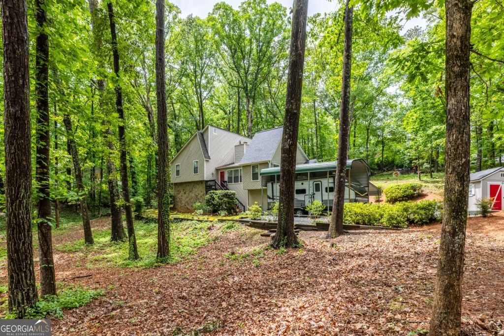 Photo of 10530 Shallowford Road, Roswell, GA 30075 (MLS # 10762258)