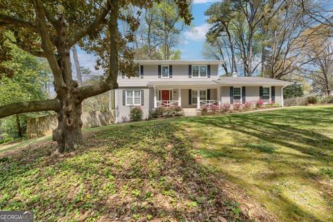 Photo of 2492 Sherbrooke Drive NE, Atlanta, GA 30345 (MLS # 10728372)