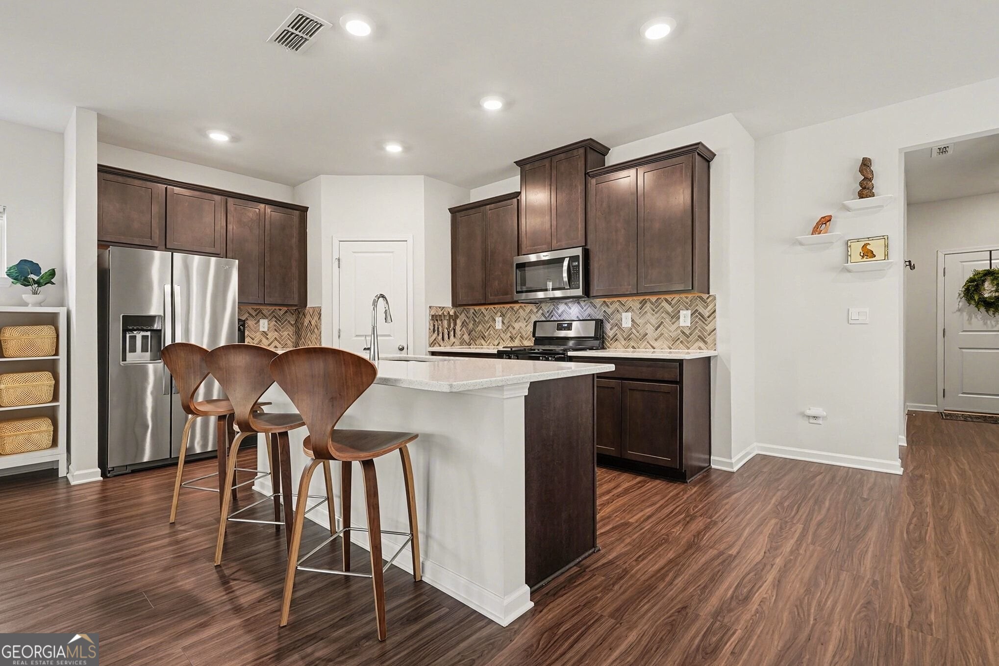 4740 Electric AVE SW