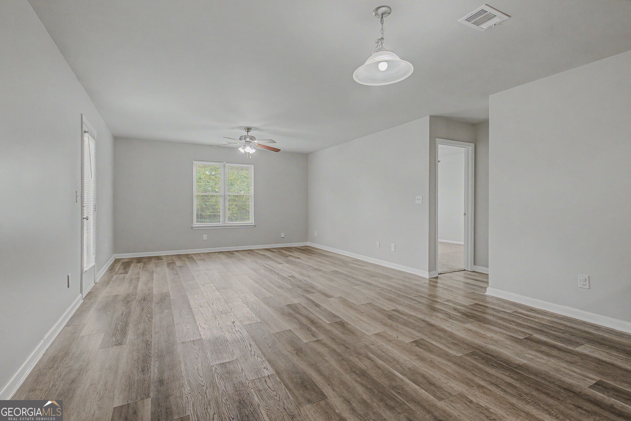 123 W Lexington AVE