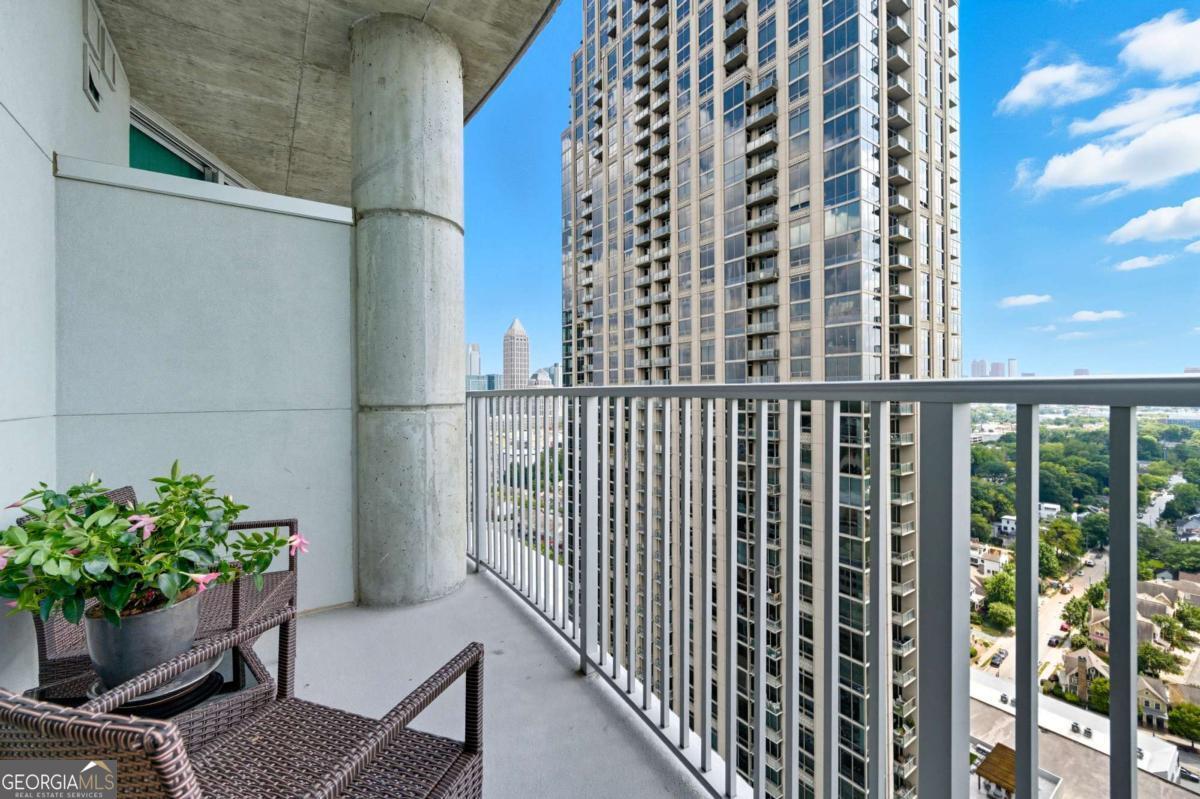 The Twelve Atlantic Station - Residential