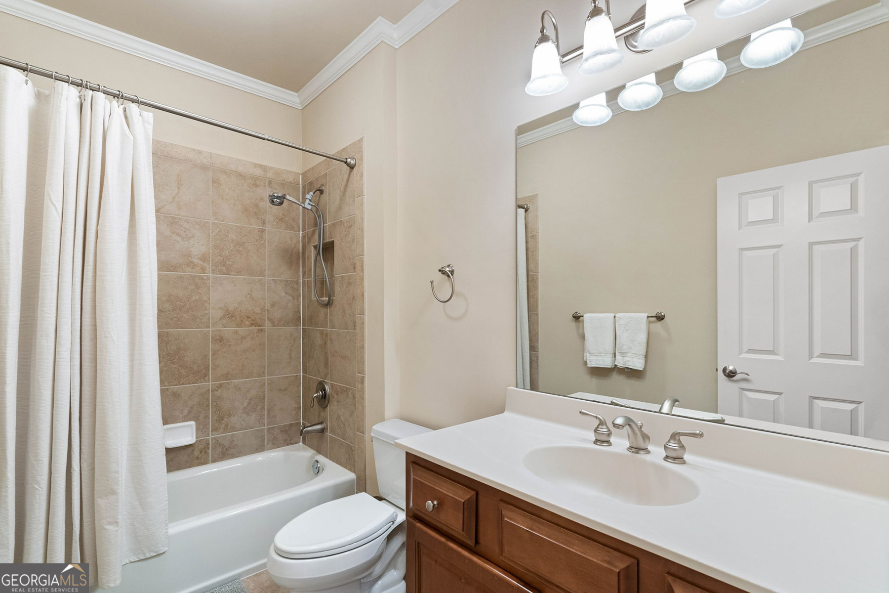 Academy Park - Residential Lease