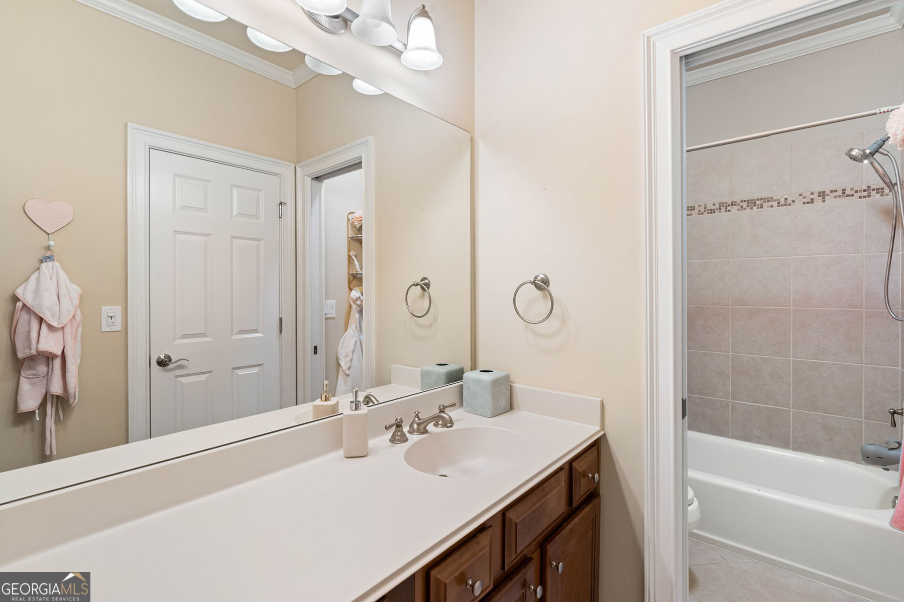 Academy Park - Residential Lease