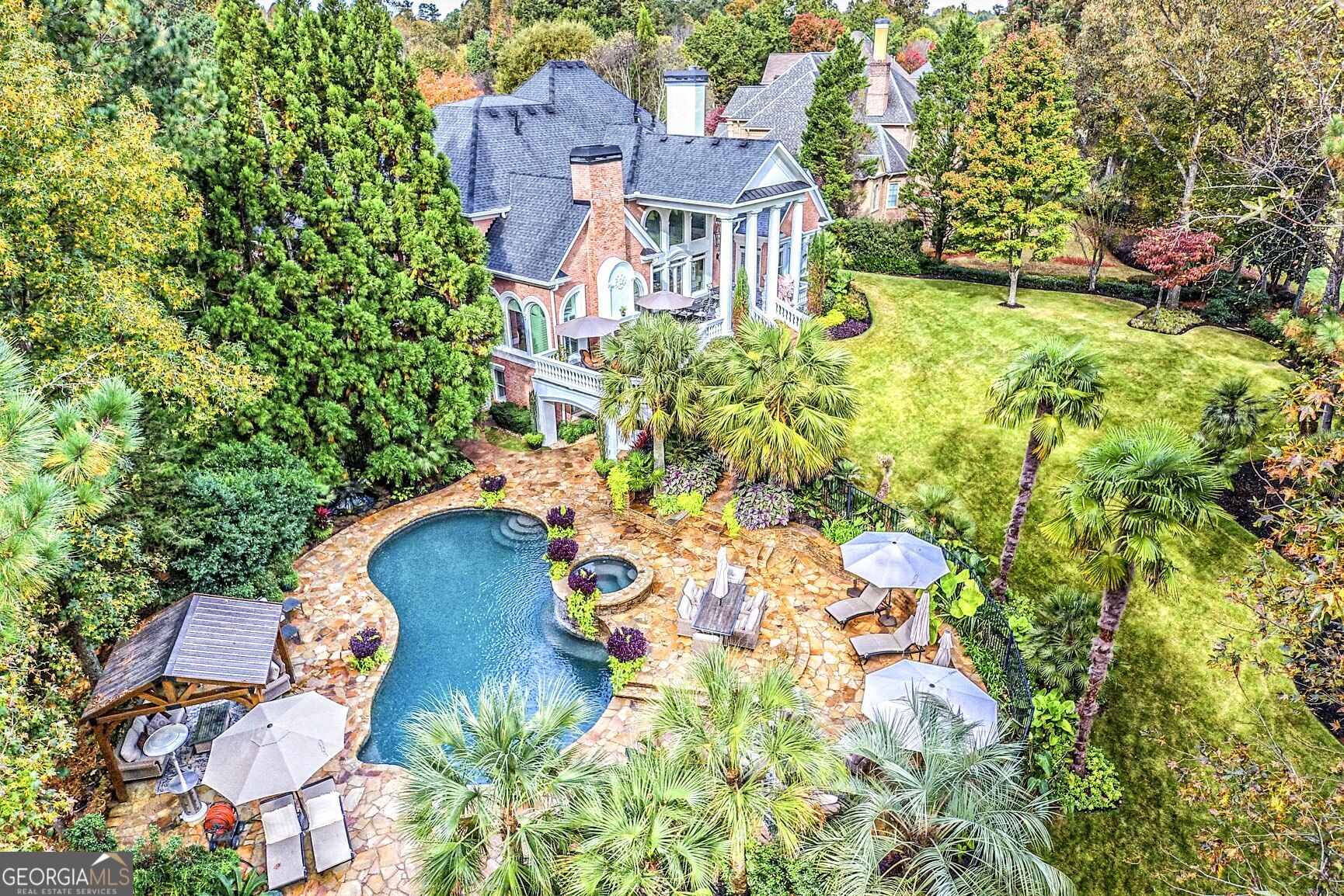 1800 Sugarloaf Club DR