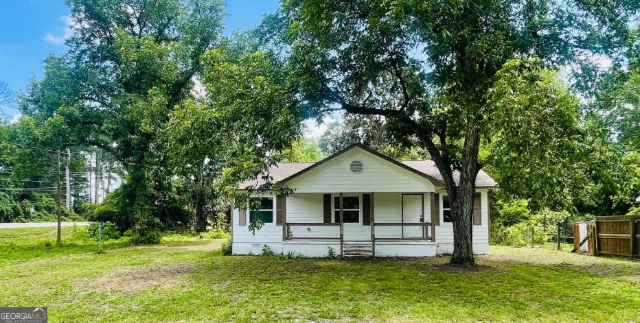 Photo of 1995 Crooms Drive, Macon, GA 31217 (MLS # 10817364)