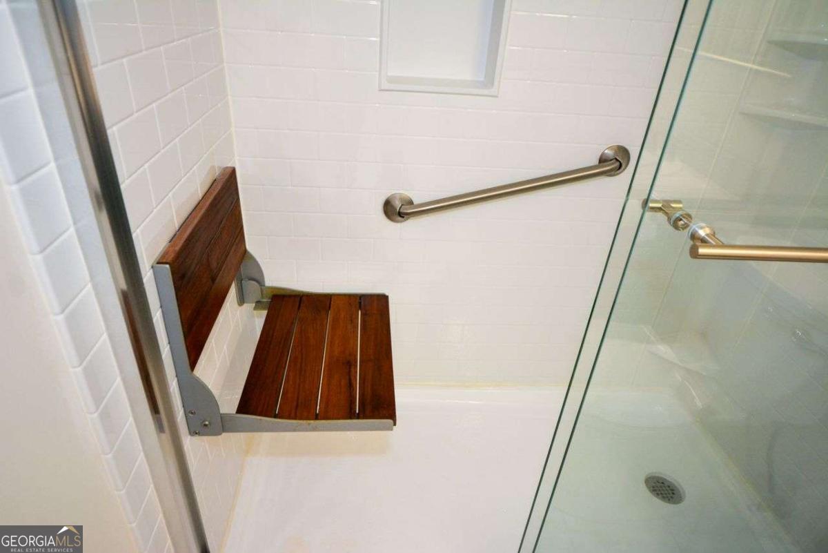 Woodridge Way - Residential