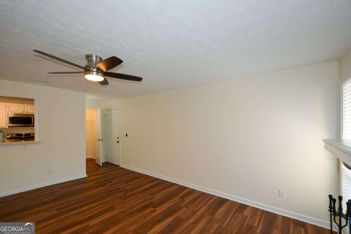 Woodridge Way - Residential