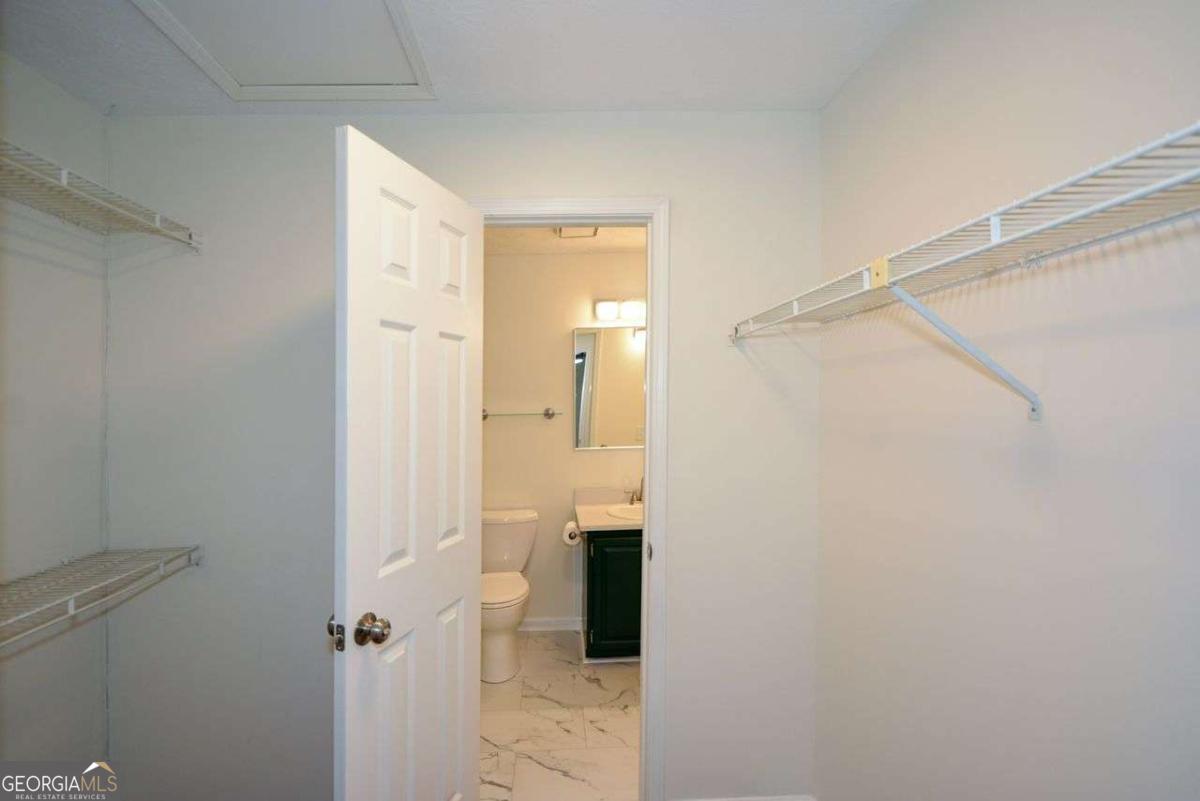 Woodridge Way - Residential