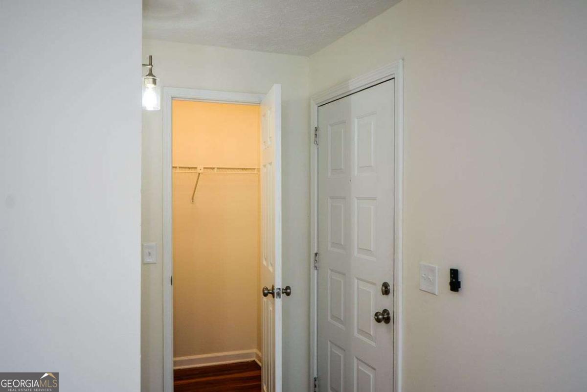 Woodridge Way - Residential