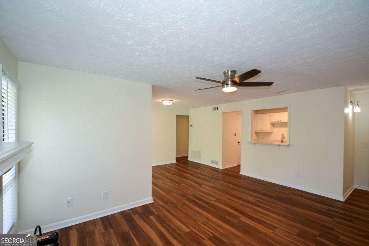 Woodridge Way - Residential