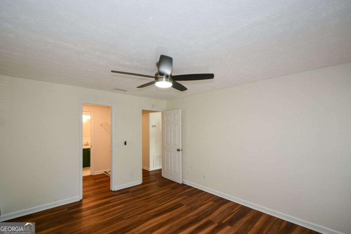 Woodridge Way - Residential