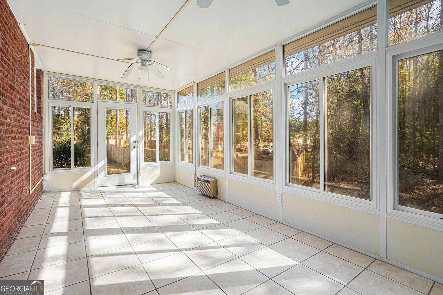 MAGNOLIA MANOR - Residential