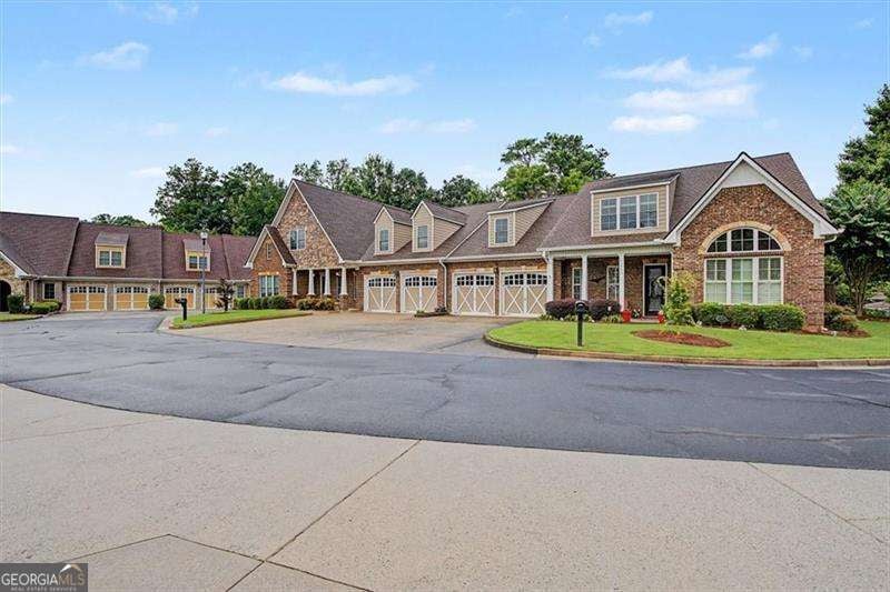 2327 Sandy Oaks DR