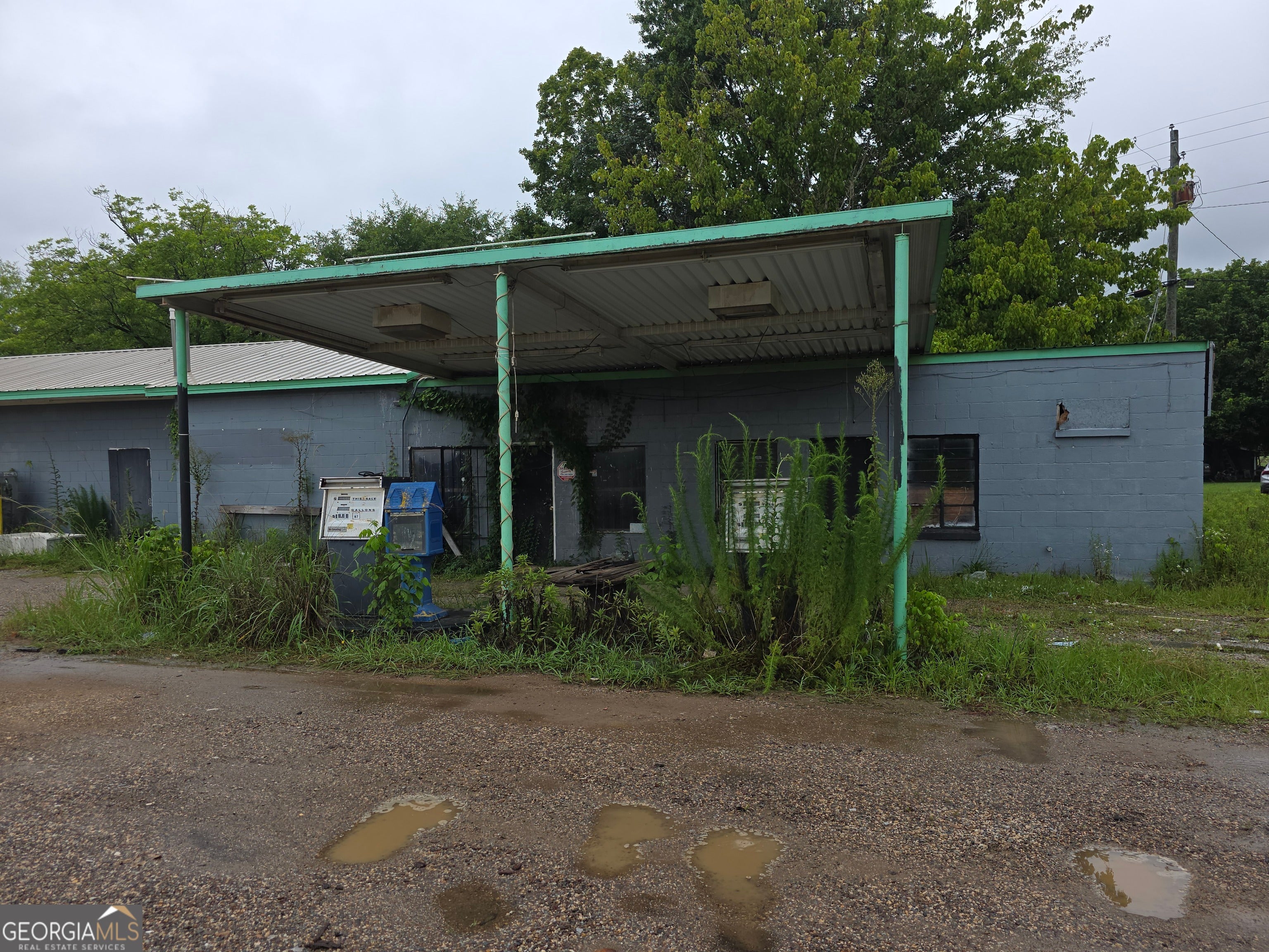 7057 US Hwy 78