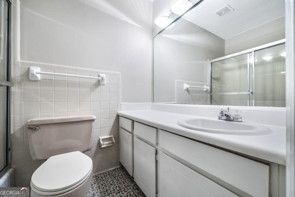 Charleston Square - Residential