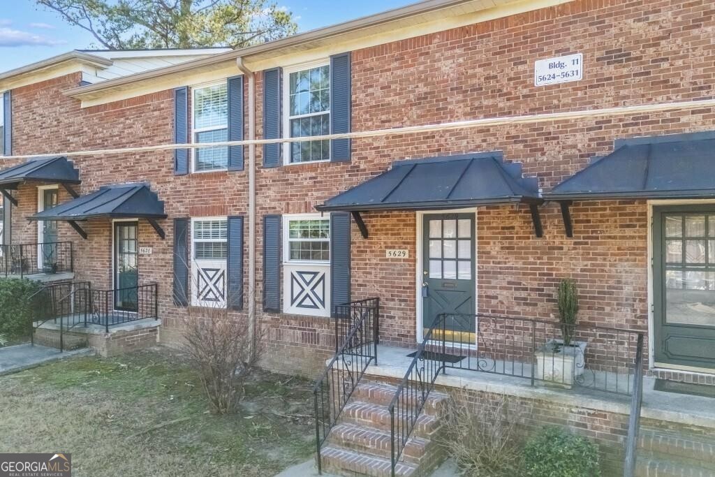 Charleston Square - Residential