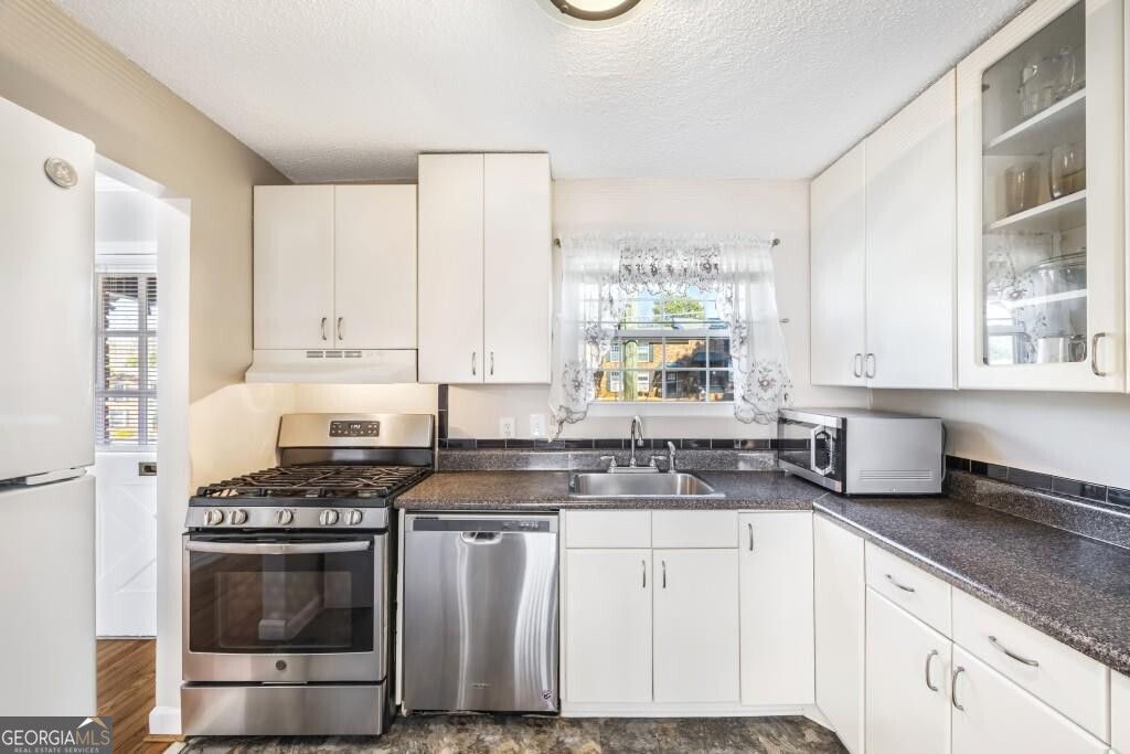 Charleston Square - Residential