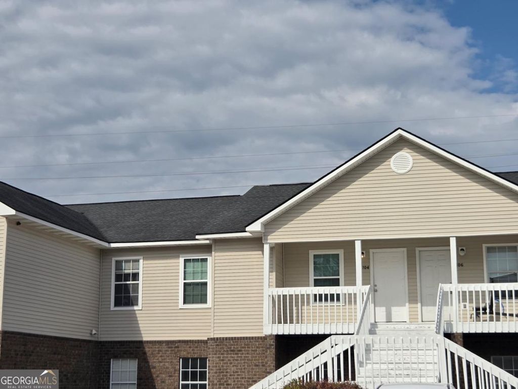 Photo of 350 Beverly Street #104, Hinesville, GA 31313 (MLS # 10688323)