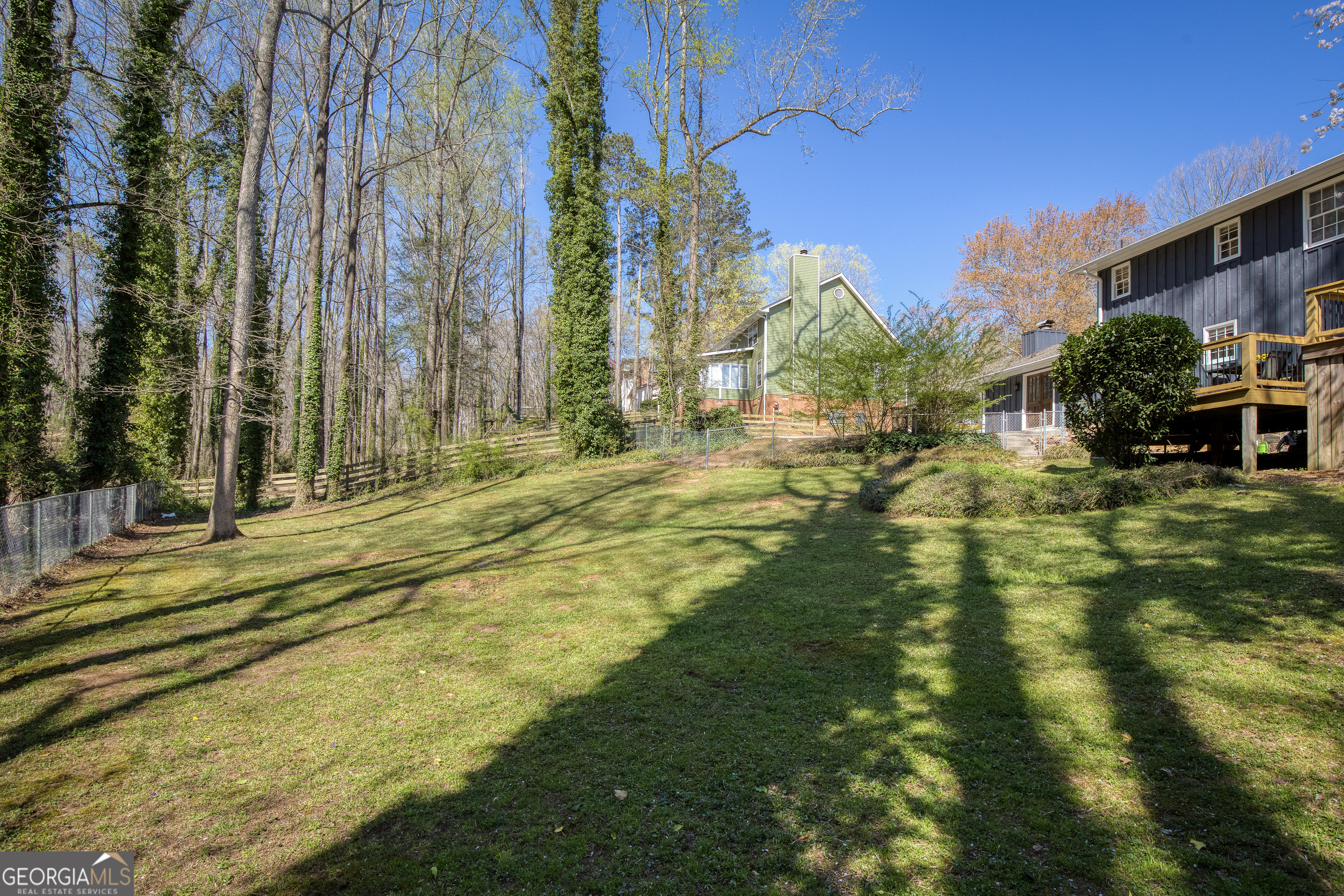 Gainesville, Georgia 30506, United States, 4 Bedrooms Bedrooms, ,4 BathroomsBathrooms,Residential,Active,97843