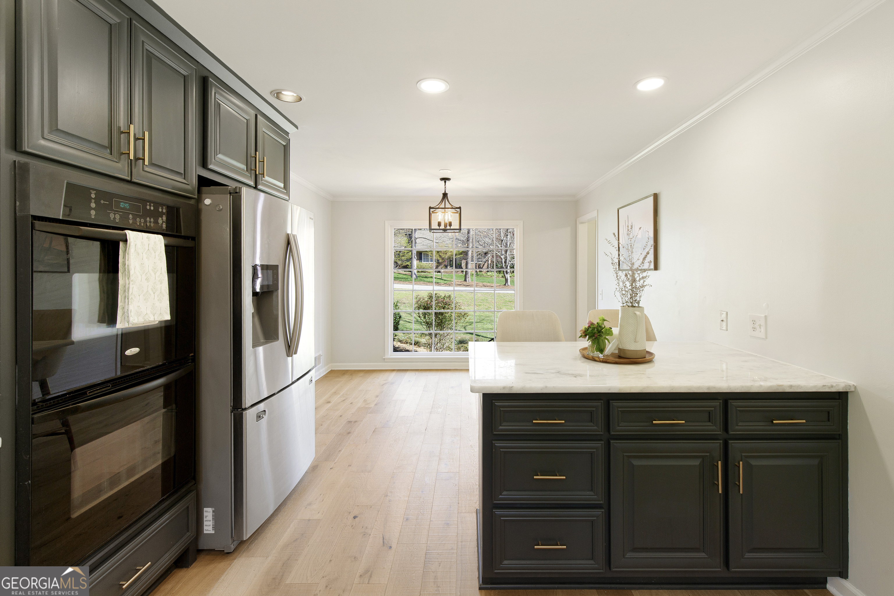 Gainesville, Georgia 30506, United States, 4 Bedrooms Bedrooms, ,4 BathroomsBathrooms,Residential,Active,97843