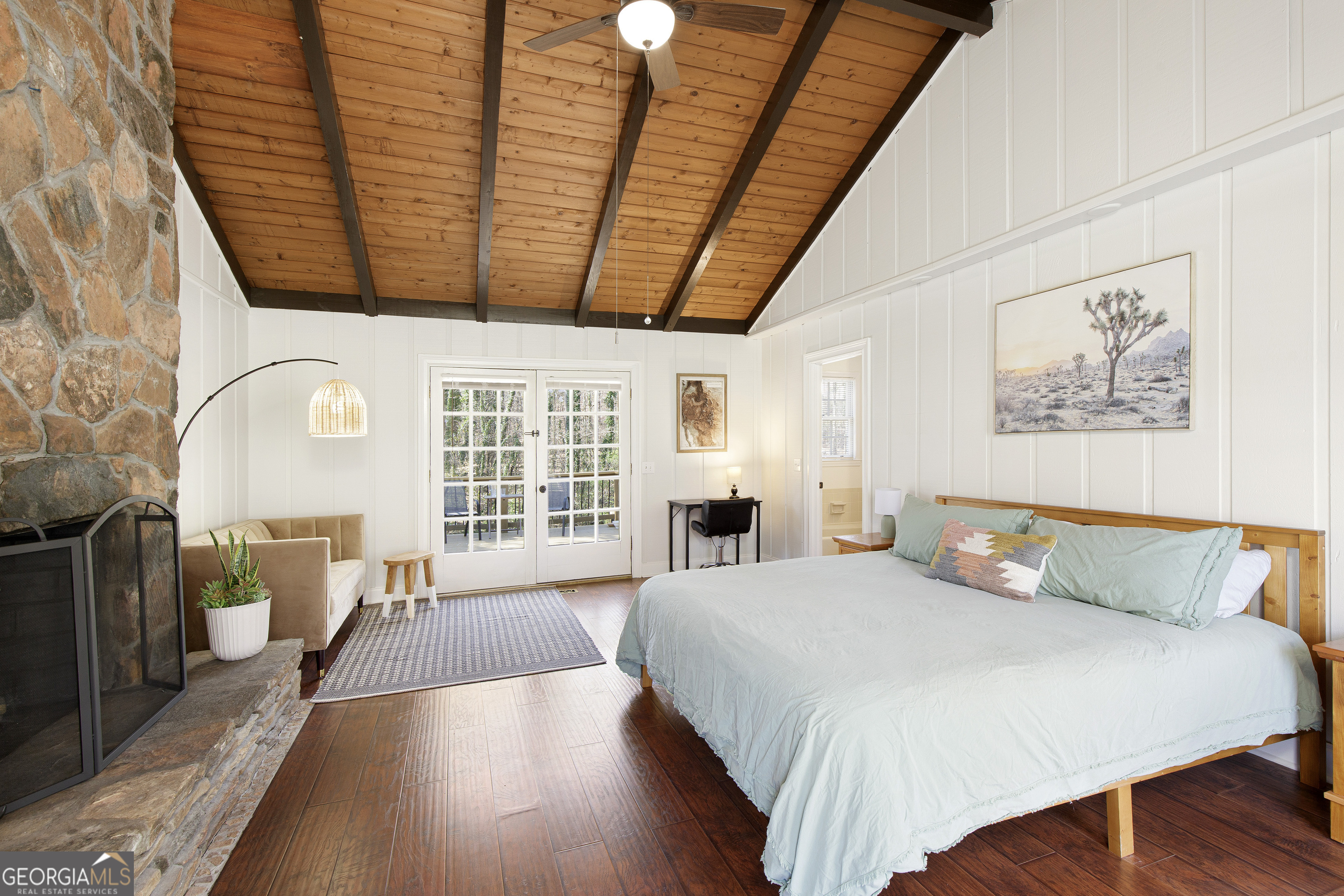 Gainesville, Georgia 30506, United States, 4 Bedrooms Bedrooms, ,4 BathroomsBathrooms,Residential,Active,97843