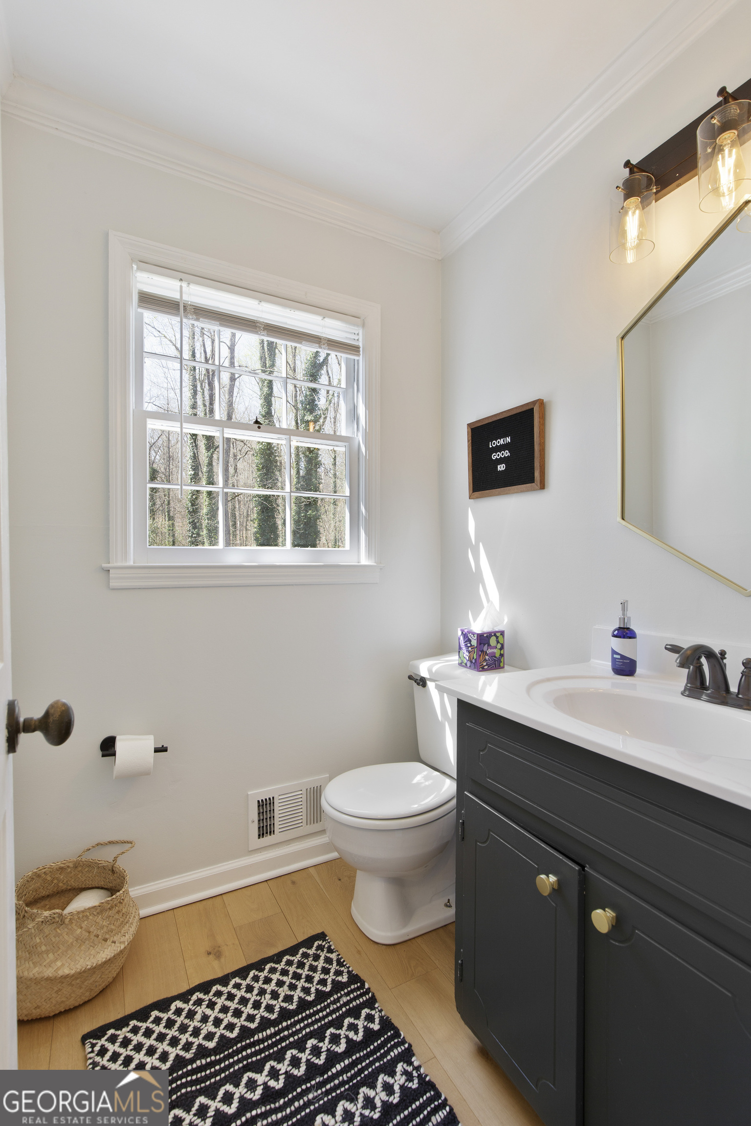 Gainesville, Georgia 30506, United States, 4 Bedrooms Bedrooms, ,4 BathroomsBathrooms,Residential,Active,97843