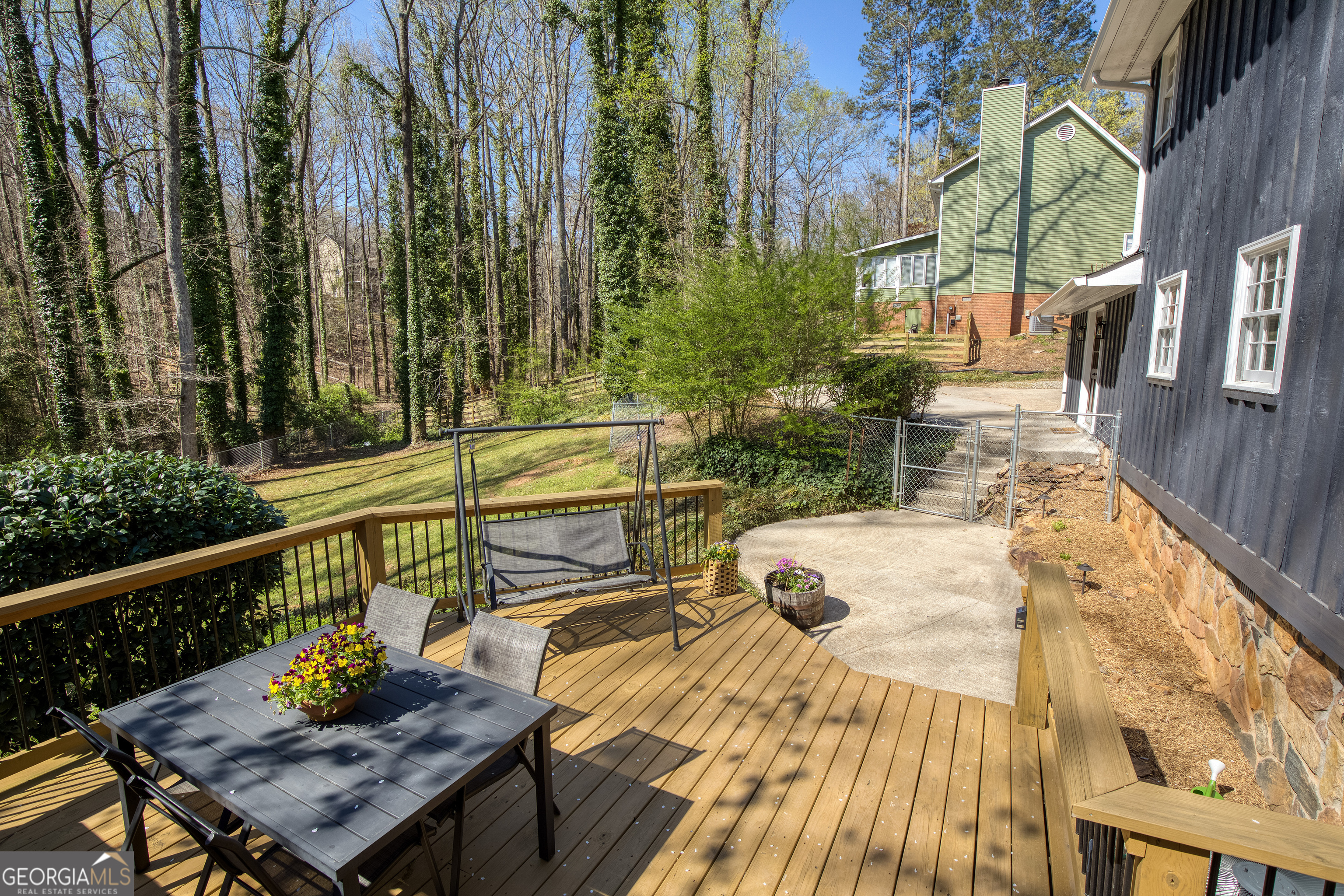 Gainesville, Georgia 30506, United States, 4 Bedrooms Bedrooms, ,4 BathroomsBathrooms,Residential,Active,97843