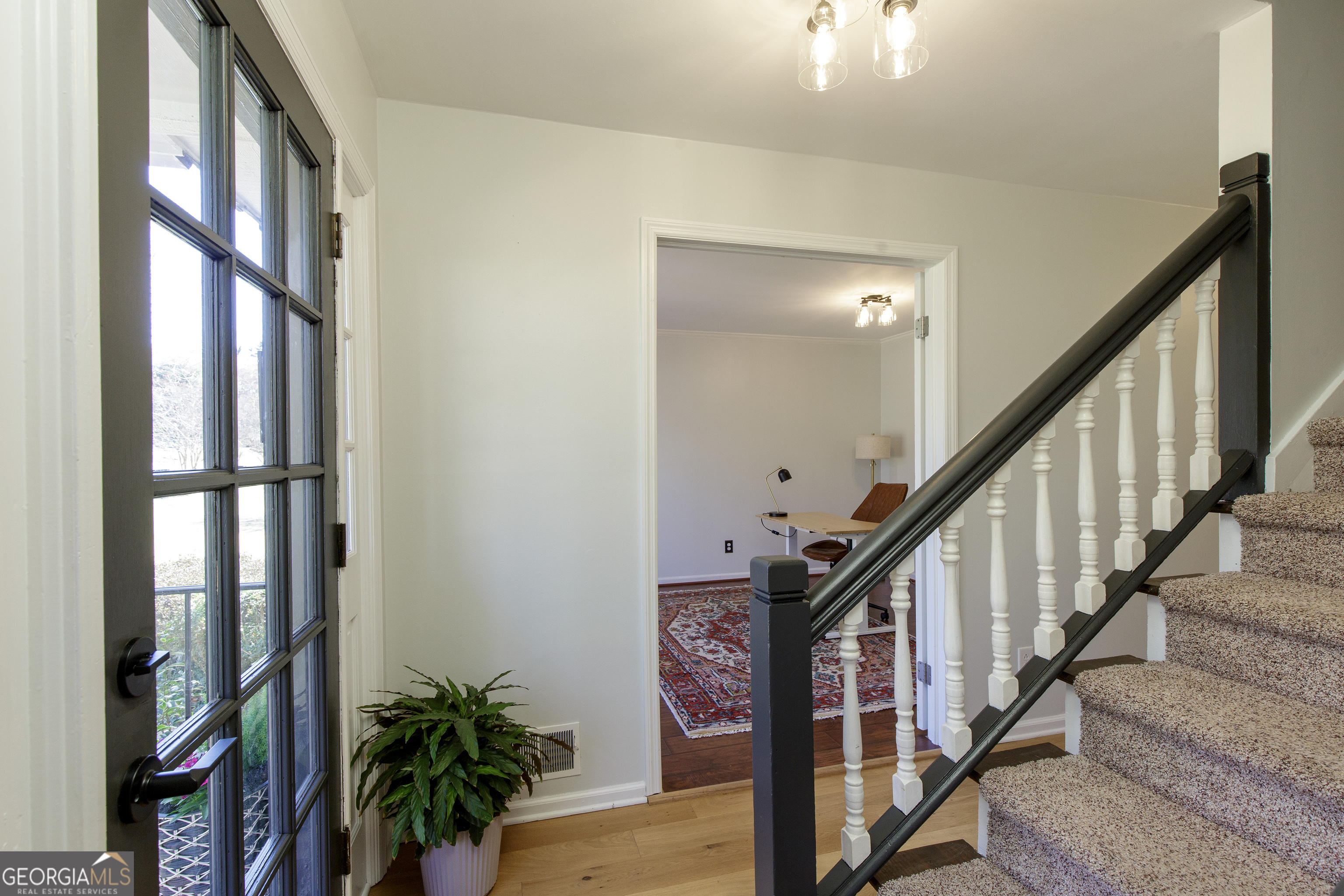 Gainesville, Georgia 30506, United States, 4 Bedrooms Bedrooms, ,4 BathroomsBathrooms,Residential,Active,97843