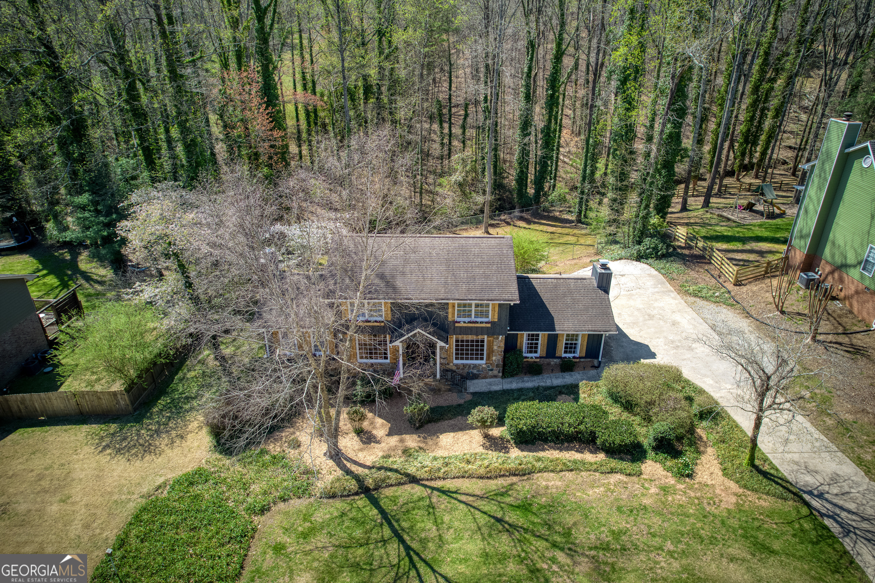 Gainesville, Georgia 30506, United States, 4 Bedrooms Bedrooms, ,4 BathroomsBathrooms,Residential,Active,97843