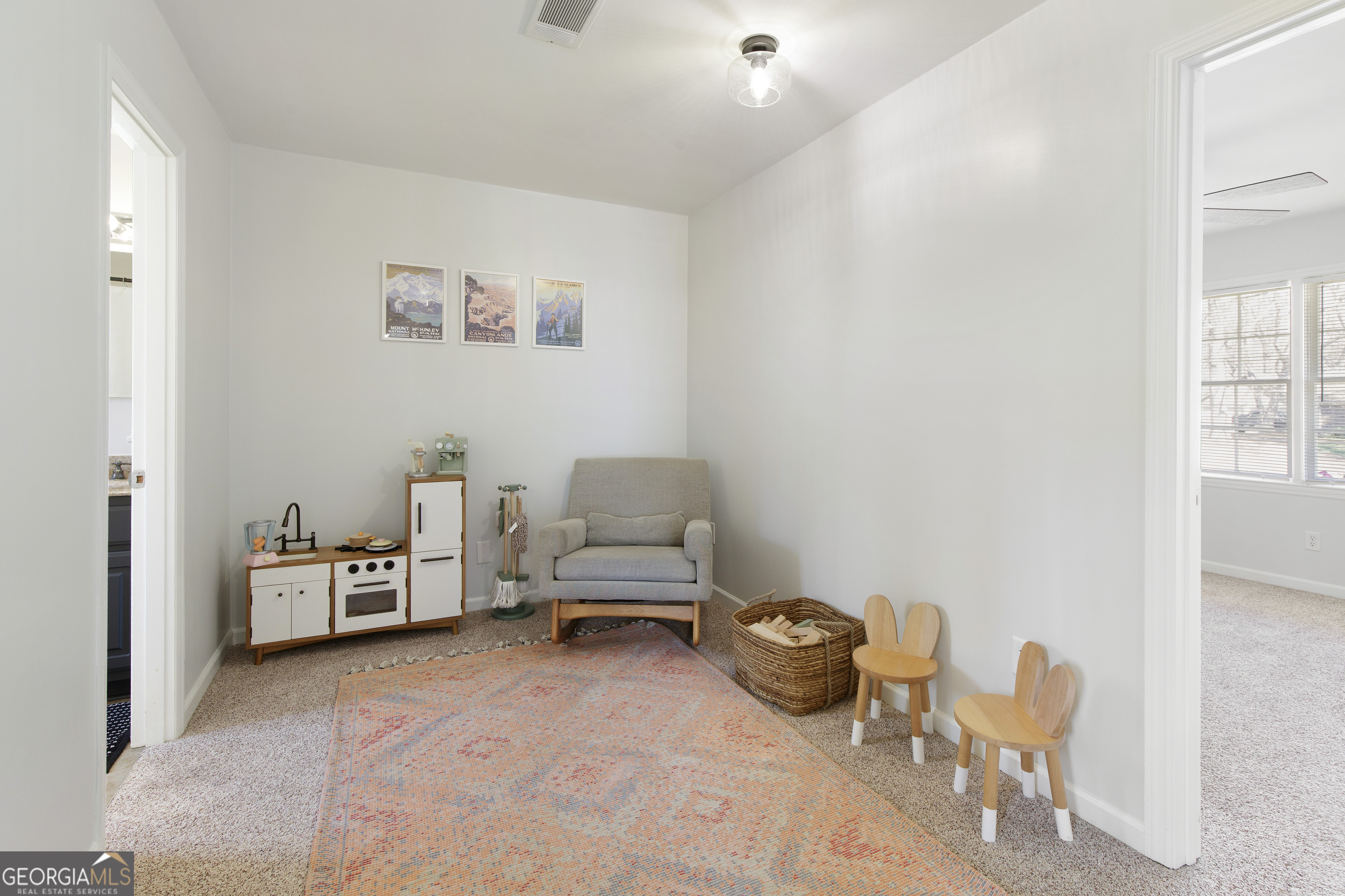 Gainesville, Georgia 30506, United States, 4 Bedrooms Bedrooms, ,4 BathroomsBathrooms,Residential,Active,97843