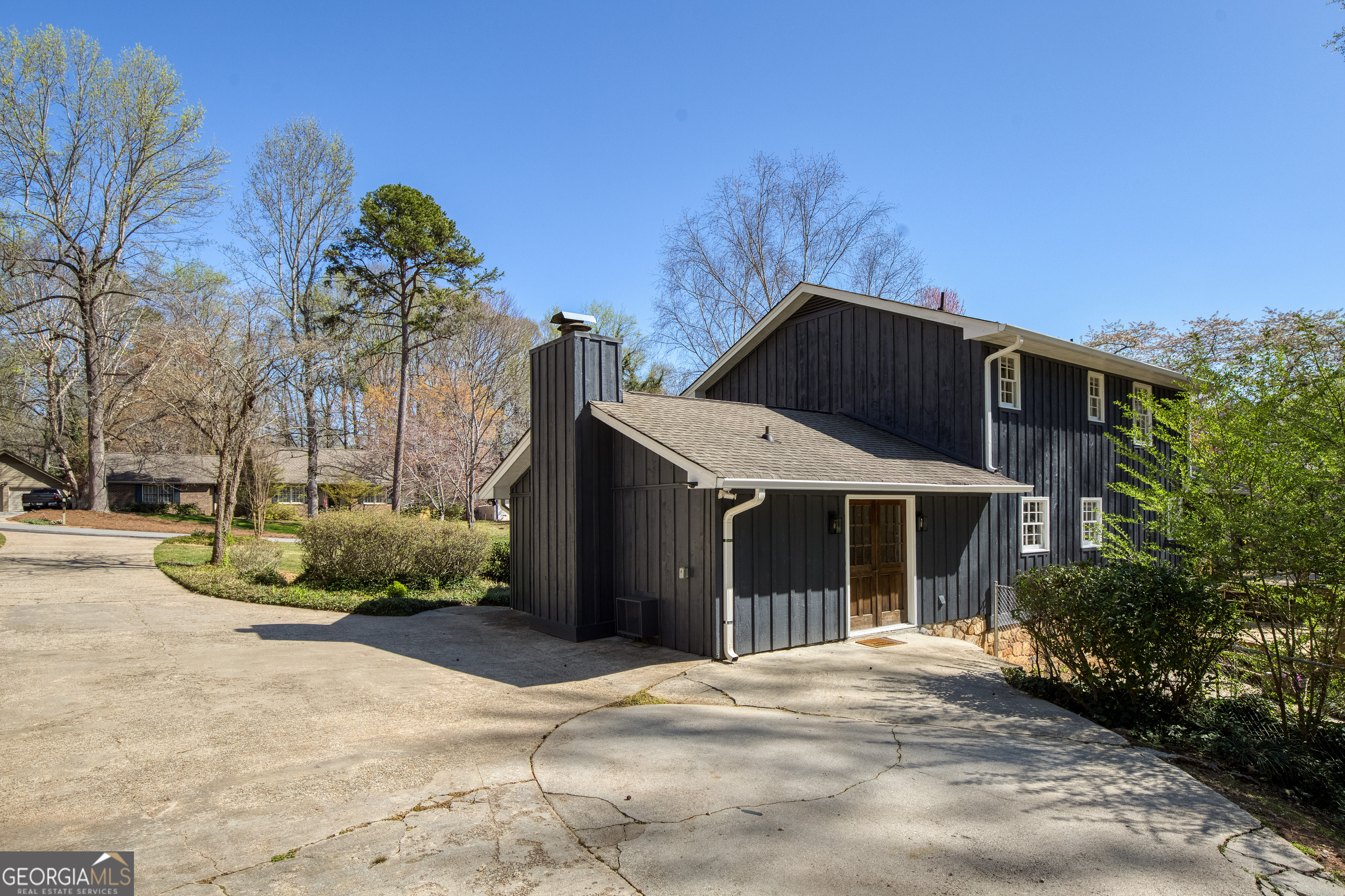 Gainesville, Georgia 30506, United States, 4 Bedrooms Bedrooms, ,4 BathroomsBathrooms,Residential,Active,97843