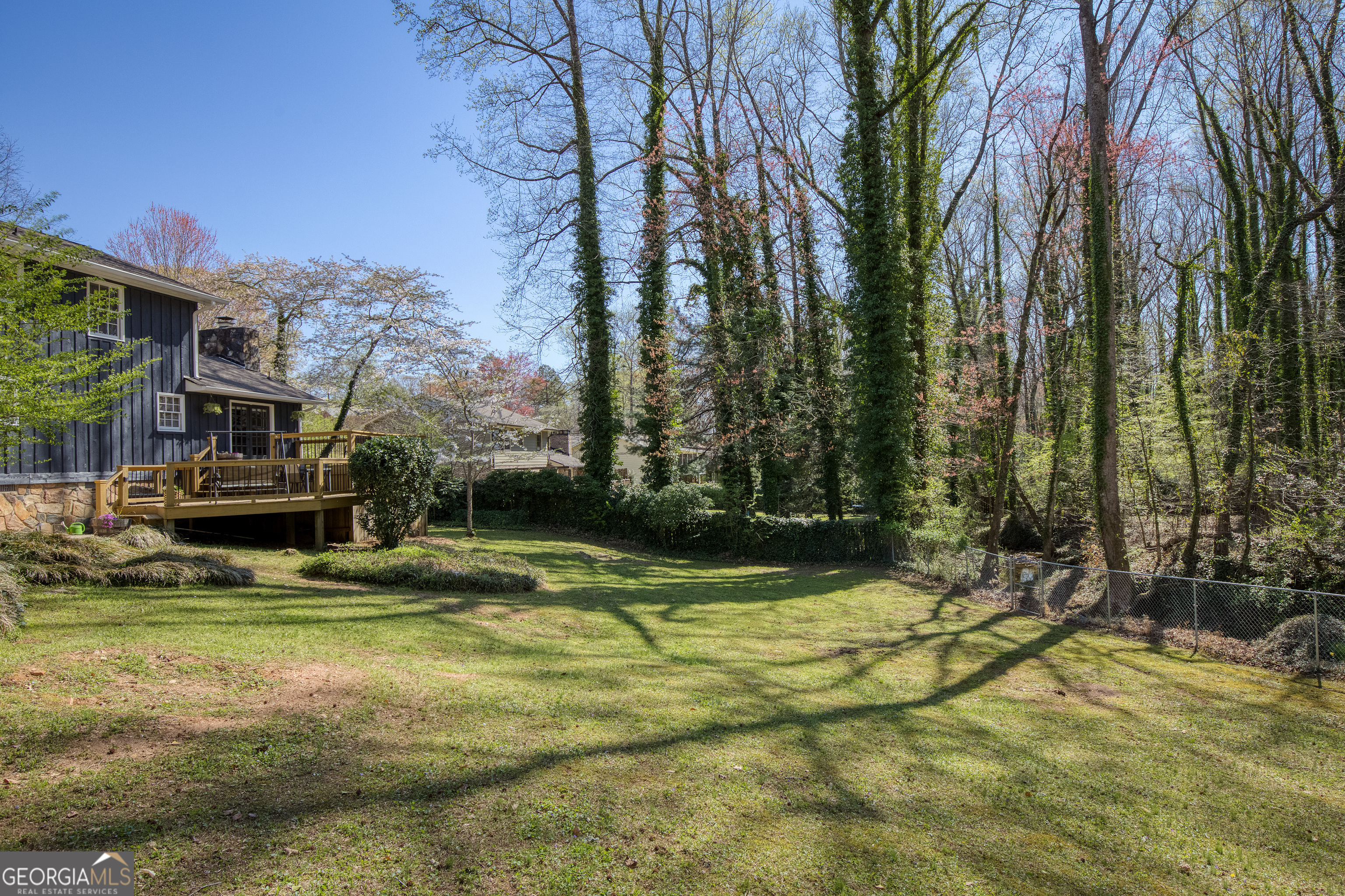 Gainesville, Georgia 30506, United States, 4 Bedrooms Bedrooms, ,4 BathroomsBathrooms,Residential,Active,97843