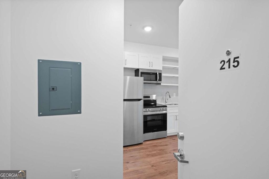 Photo of 456 Flat Shoals Avenue SE #215, Atlanta, GA 30316 (MLS # 10629686)