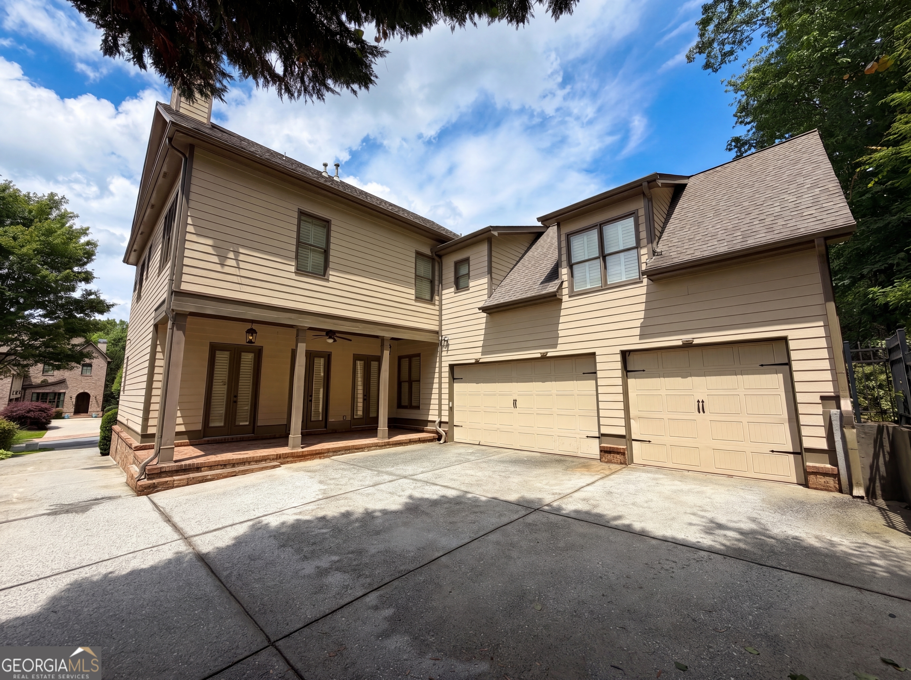 3250 Camellia LN